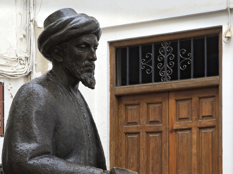 Maimonides Statue