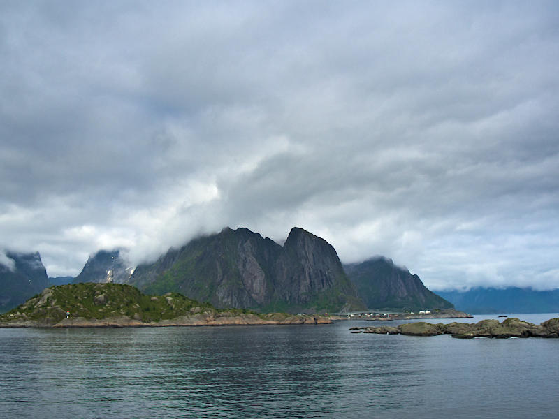 Approaching Reine