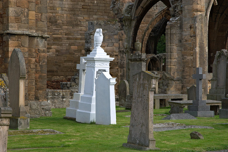 Graves, Elgin Cathedral